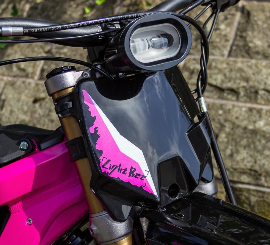 LIMITED EDITION PINK SUR RON MY25 SUR RON LIGHT BEE (PRE OWNED)